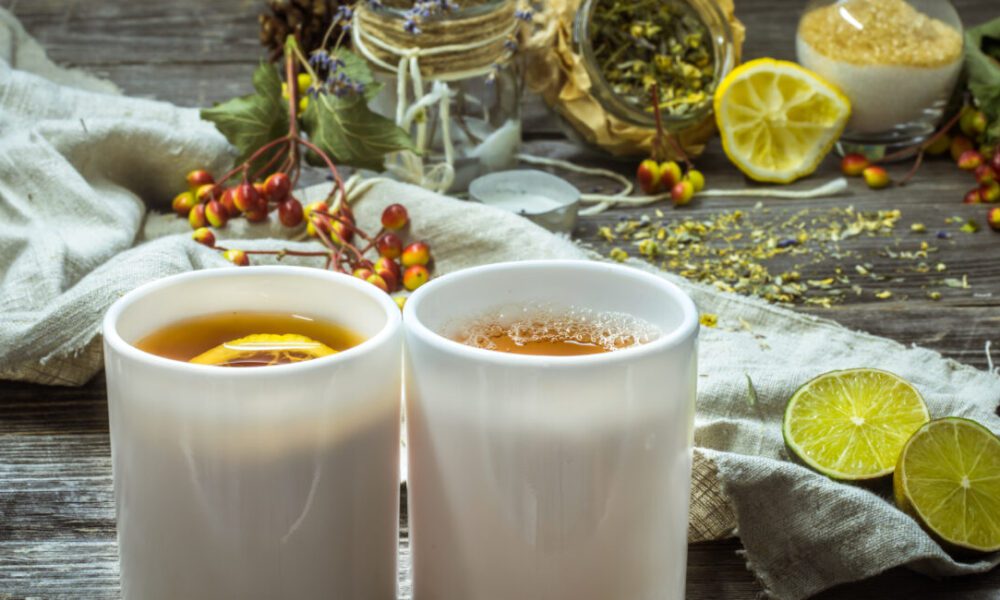 Best Detox Teas and Drinks for Weight Loss best detox teas for weight loss with green tea cup